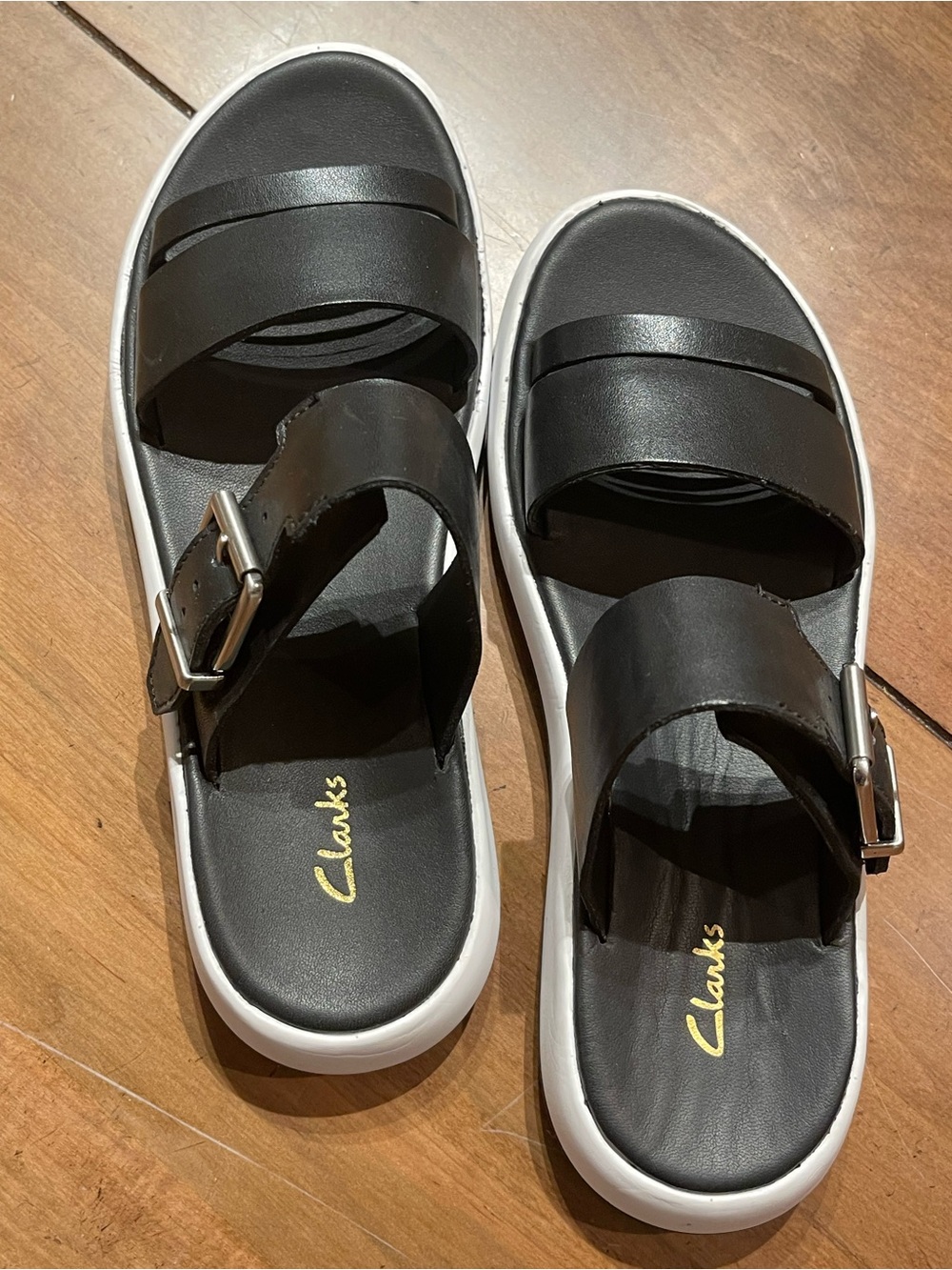 Clarks Black Leather Slide Sandals with White Sole and Buckle - Picture 5 of 7